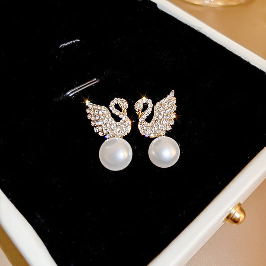 ZJE-911 Swan Pearl Earrings - Golden