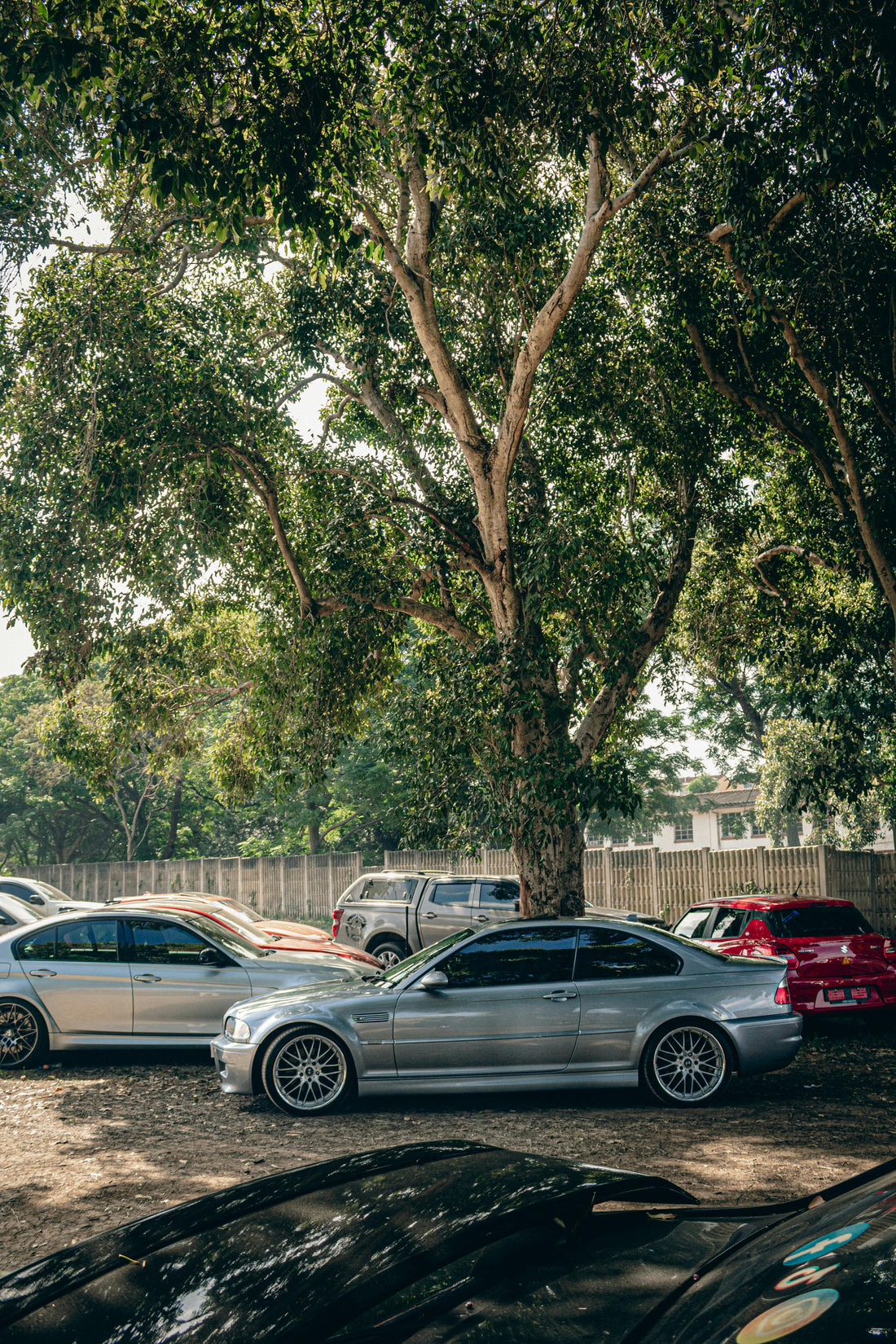 Ultimate Guide to Using a Car Sun Shade for Maximum Comfort and Protection - SlyCart